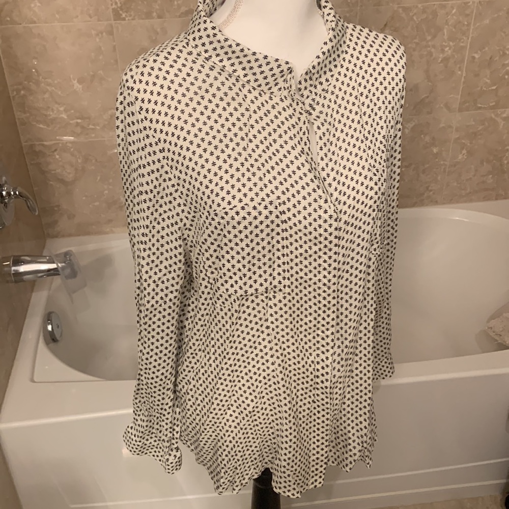Solitaire Patterned Blouse - Picture 4 of 15